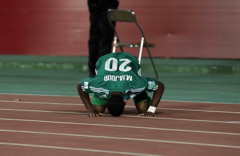 Iajour, do Raja Casablanca, comemora o primeiro gol do Mundial de Clubes, no Marrocos | Louafi Larbi / Reuters
