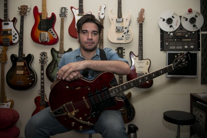 Representante de Curitiba, Rodrigo Castellani, vocalista da banda Radiophonics, foi um dos destaques do programa | 