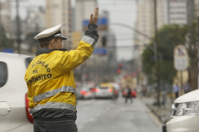 A Setran mobilizou agentes para garantir ordem no trânsito de Curitiba | 