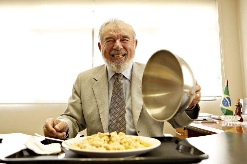 Aos 72 anos, Carlos Gusso está à frente da Risotolândia, empresa da Holding Comodoro, desde 1975 | Marcelo Andrade/Gazeta do Povo