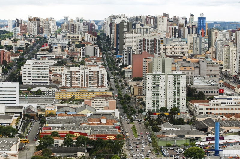 Curitiba, com um superávit de R$ 7,5 bilhões, é uma das cidades brasileiras que geram mais riqueza do que gastos | Daniel Castellano/ Gazeta do Povo