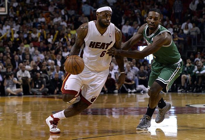 LeBron James é o destaque da lista dos pré-convocados dos Estados Unidos para a Olimpíada do Rio | RHONA WISE / EFE