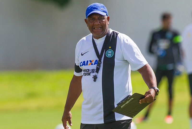 Zé Carlos pode ter seu segundo desfalque para a estreia do Coritiba no Paranaense | Brunno Covello / Agência de Notícias Gazeta do Povo