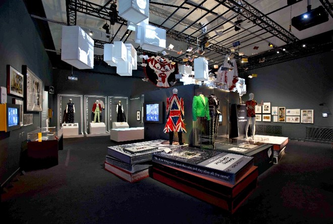 Mostra que chega agora ao Brasil atraiu mais de 300 mil visitantes em Londres em 2013. |