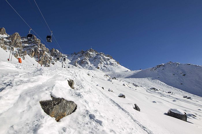 Pedras na pista de esqui onde Schumacher se acidentou em Meribel, na França, está | Emmanuel Foudrot / Reuters