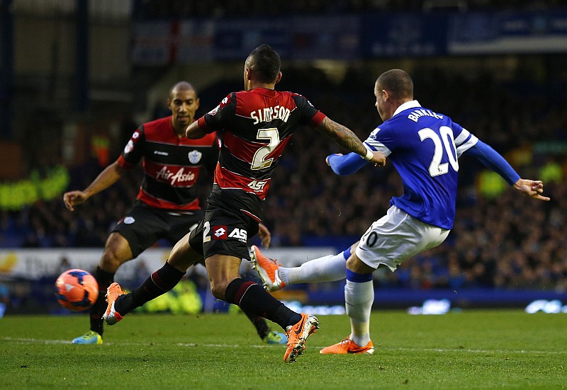 Queens Park Rangers do goleiro Julio Cesar não foi páreo para o Everton | Darren Staples / Reuters