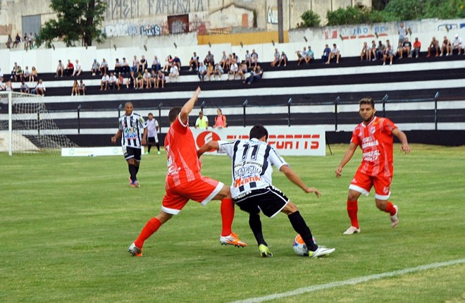 Jogando em seus domínios, o Operário vence e chega aos 4 pontos | 