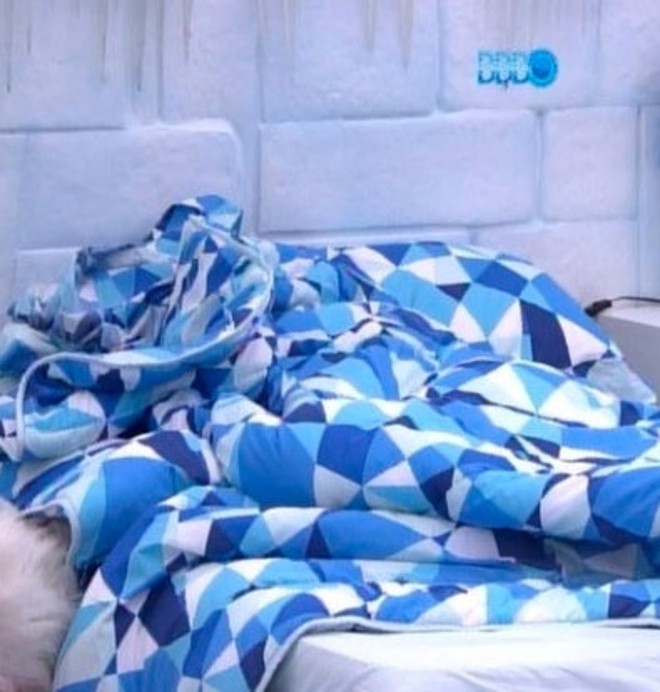 Fran e Diego nem sentiram o frio no quarto Sibéria |