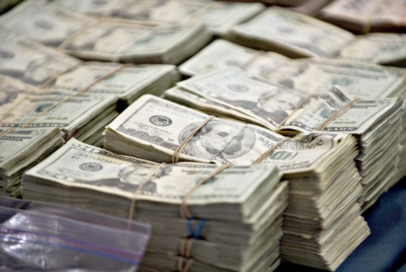 Compra de moeda estrangeira não pode ser preocupação de última hora, alertam especialistas | Ronaldo Schemidt/AFP