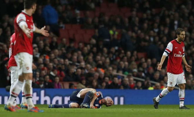 Santi Cazorla fez os dois gols da vitória do Arsenal sobre o Fullham | Suzanne Plunkett/Reuters