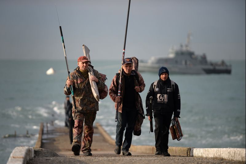 Canhoneira faz patrulha, integram uma operação de segurança enorme para os Jogos Olímpicos de Sochi | James Hill para The New York Times