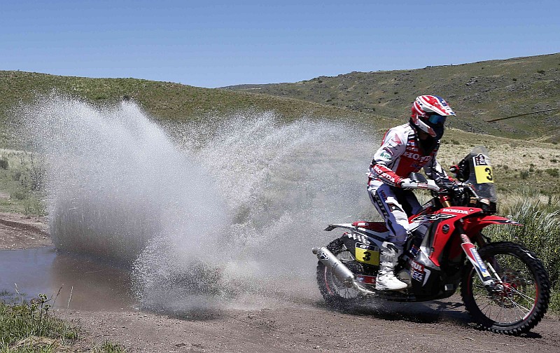 Joan Barreda Bort lidera o Dakar nas motos após a primeira etapa | Jean-Paul Pelissier / Reuters