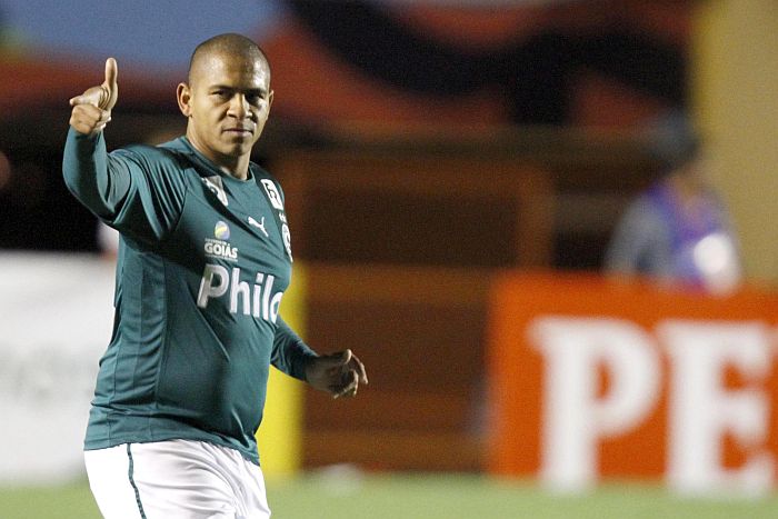 Após se destacar pelo Goiás, Walter jogará pelo Fluminense | Carlos Costa / Folhapress