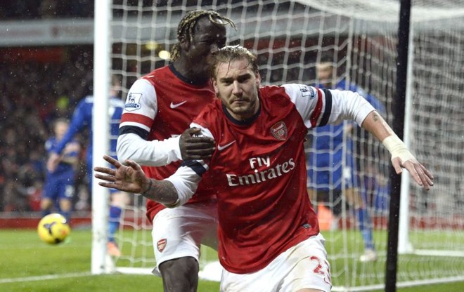 Bendtner tirou o Arsenal do sufoco e abriu o placar contra o Cardiff City | Reuters