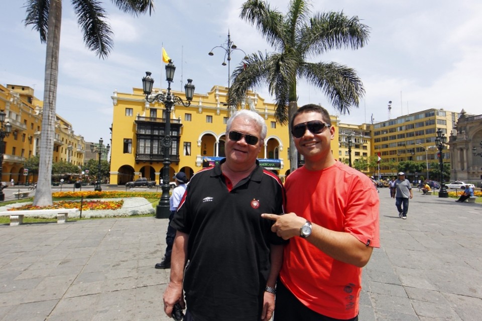 Francisco pai e Francisco filho: lembrança histórica em Lima | Albari Rosa, enviado especial/ Gazeta do Povo