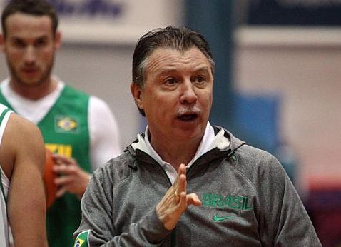 Ruben Magnano, técnico da seleção de basquete, que aguarda confirmação para o Mundial da Espanha | Divulgação CBB