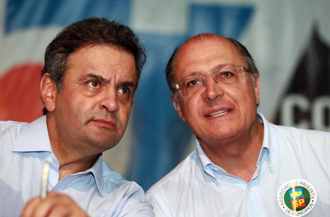 Aécio Neves terá a seu lado Alckmin, governador paulista |