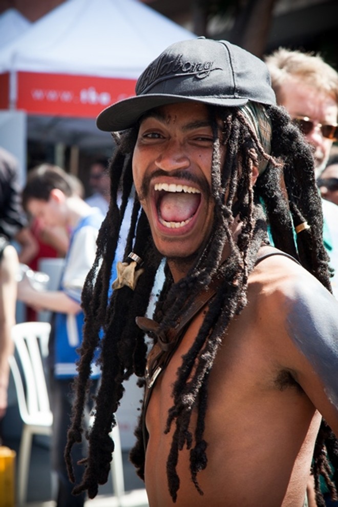 Passante da XV registrado pelo fotógrafo |