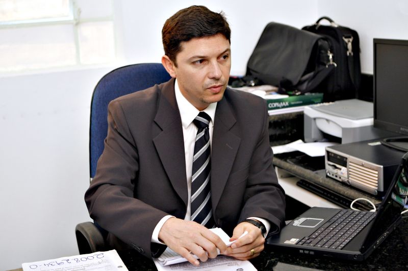 Delegado Alves: quatro casos de pedido de propina | Roberto Custodio_JL