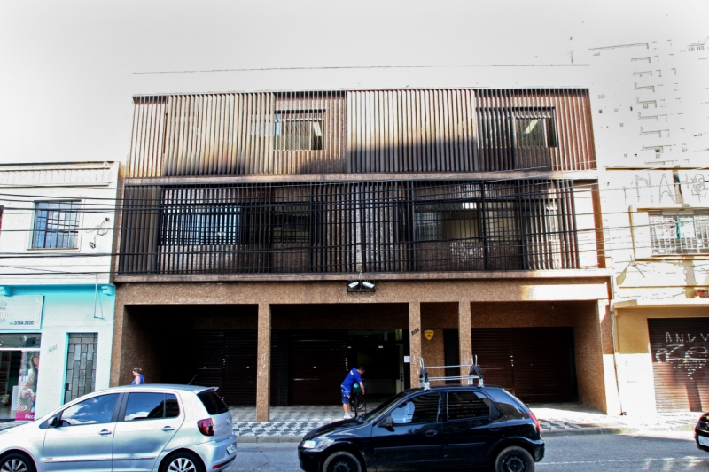 Fachada na nova sede da Federação: arrumando os detalhes | Cíciro Back/ Tribuna