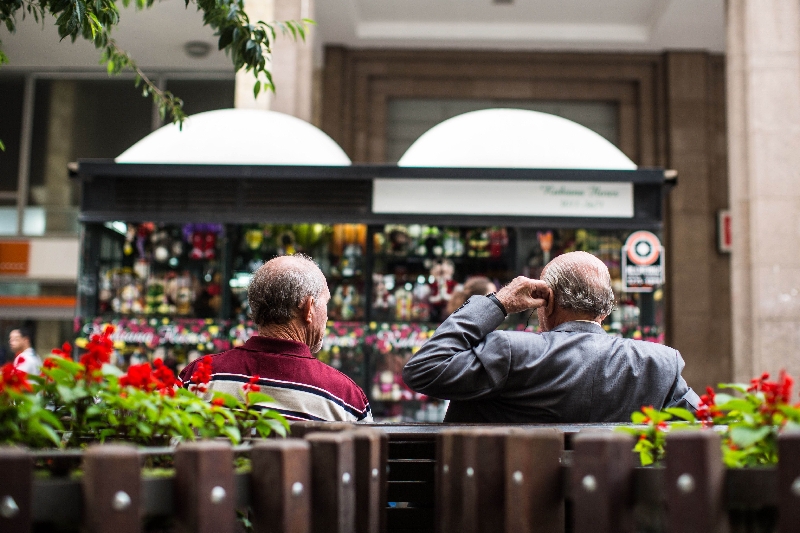 Envelhecimento da população reduz o número de trabalhadores para financiar a previdência. | Brunno Covello/ Gazeta do Povo