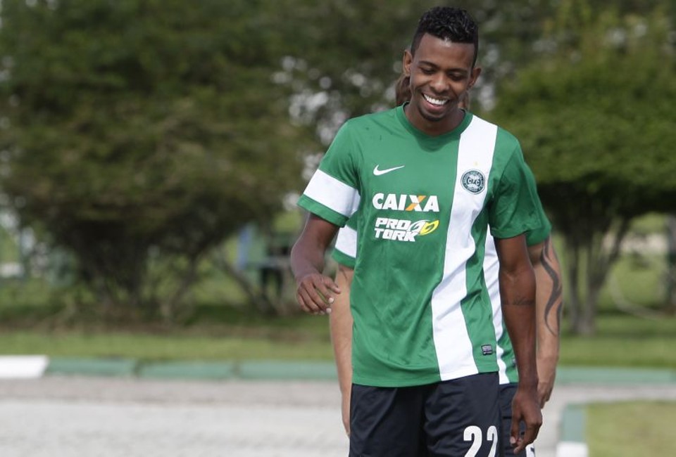 Moacir foi anunciado como reforço do Coritiba | Daniel Castellano / Gazeta do Povo
