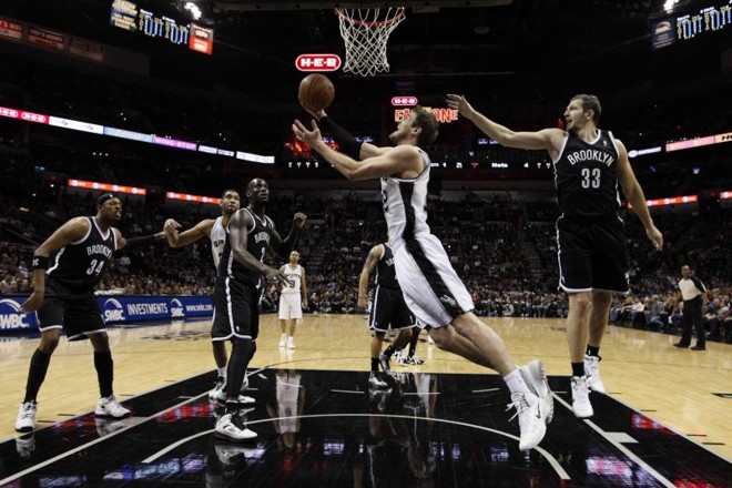 Time de Tiago Splitter já venceu 25 vezes na atual temporada da NBA | USA Today Sports - Soobum Im