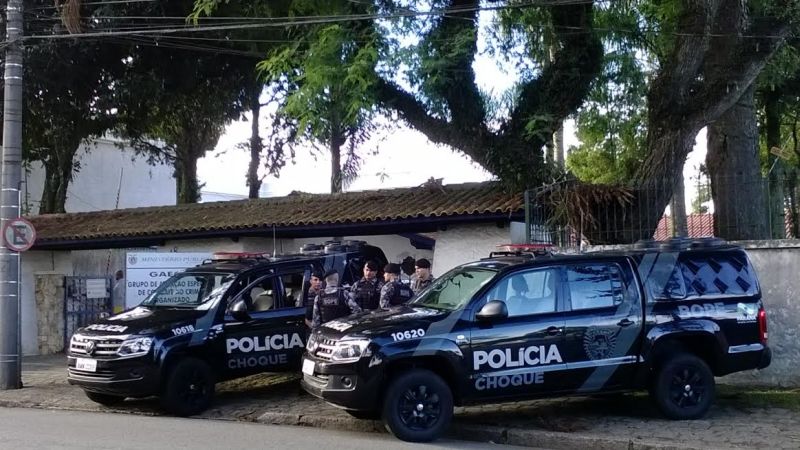 Equipes do Bope em frente à sede do Gaeco em Curitiba. Operação conjunta combate o tráfico de drogas na capital e na RMC | Aniele Nascimento/Agência de Notícias Gazeta do Povo