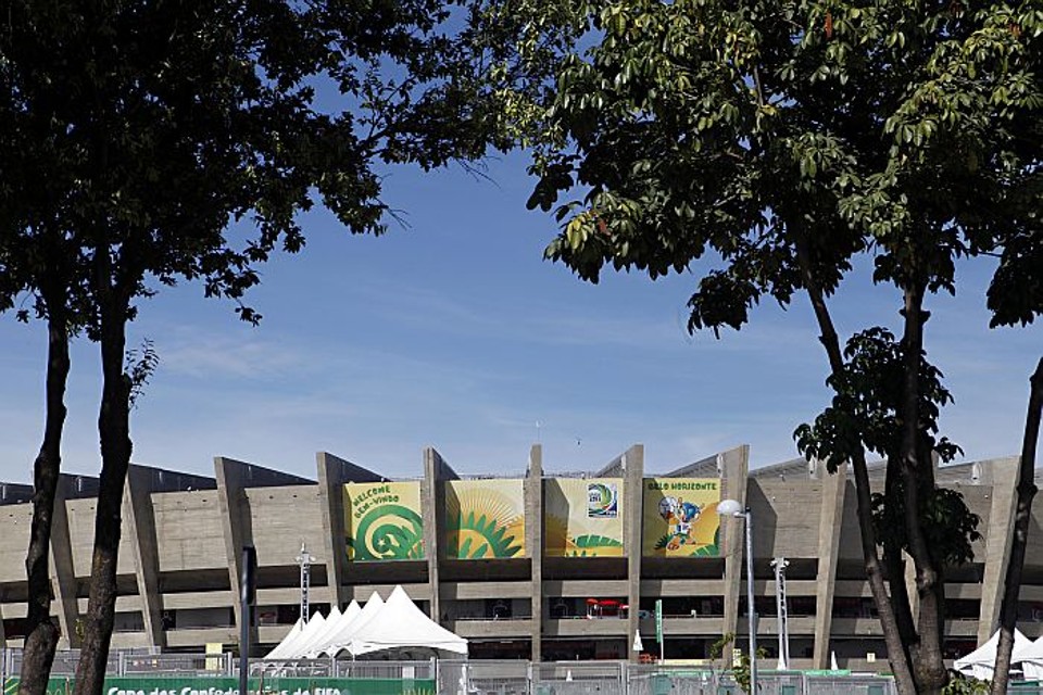 Mineirão foi inspecionado por técnicos da Fifa e do COL nesta terça-feira | Albari Rosa / Gazeta do Povo