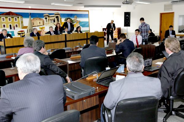 | Anderson Tozzato/ CMC