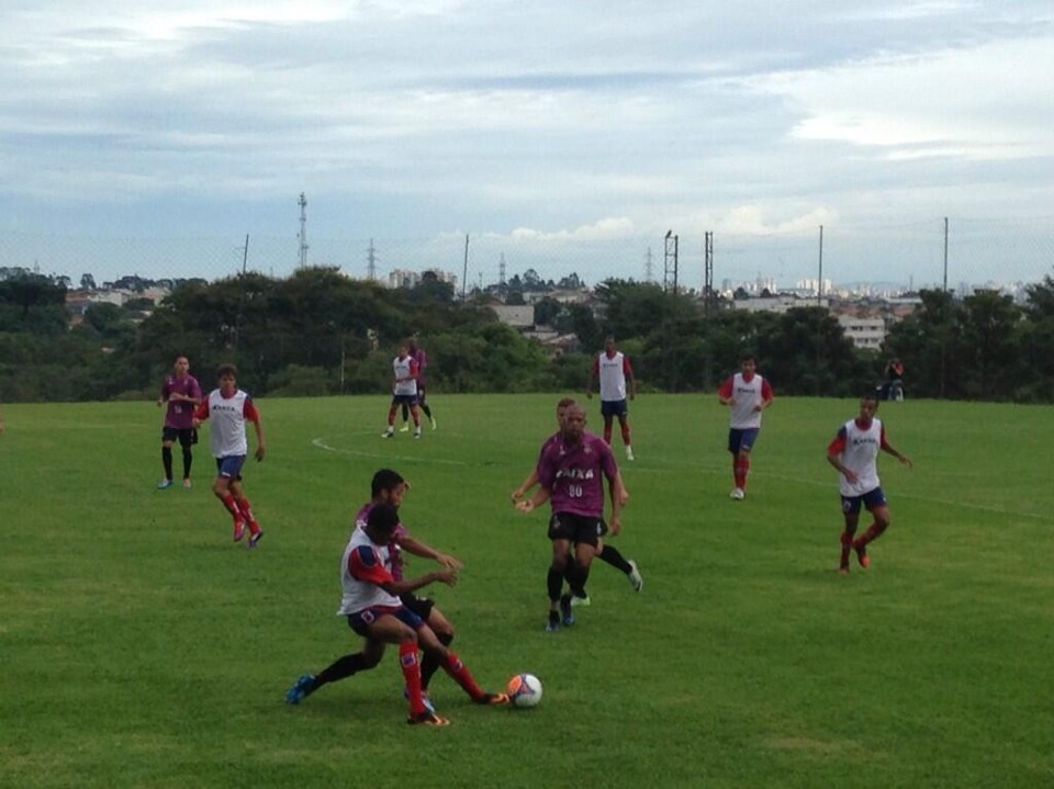 Faltando uma semana para a estreia no Estadual, Paraná vence jogo-treino contra o Atlético por 3 a 1. | Divulgação / Site Oficial do Paraná Clube
