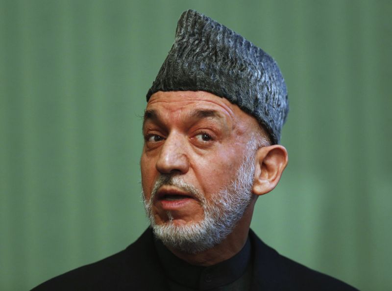 Hamid Karzai durante conferência de imprensa neste sábado | REUTERS/Mohammad Ismail
