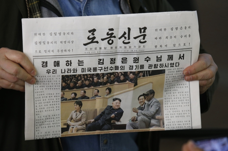 Jornal norte-coreano mostra Rodman com Kim Jong-un | Kim Kyung-Hoon/Reuters