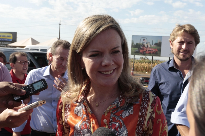 A senadora esteve em Cascavel e voltou a fazer críticas ao governo do estado | Cesar Machado/Vale Press