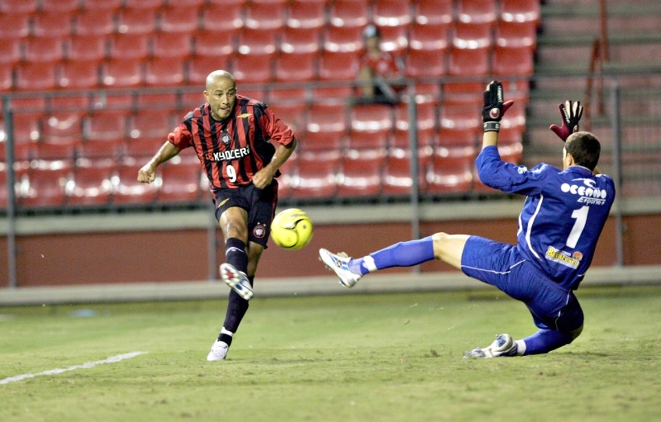 O matador Alex Mineiro deixando sua marca | Arquivo/GRPCOM