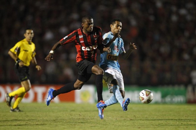 Marcelo pouco conseguiu criar no ataque atleticano |