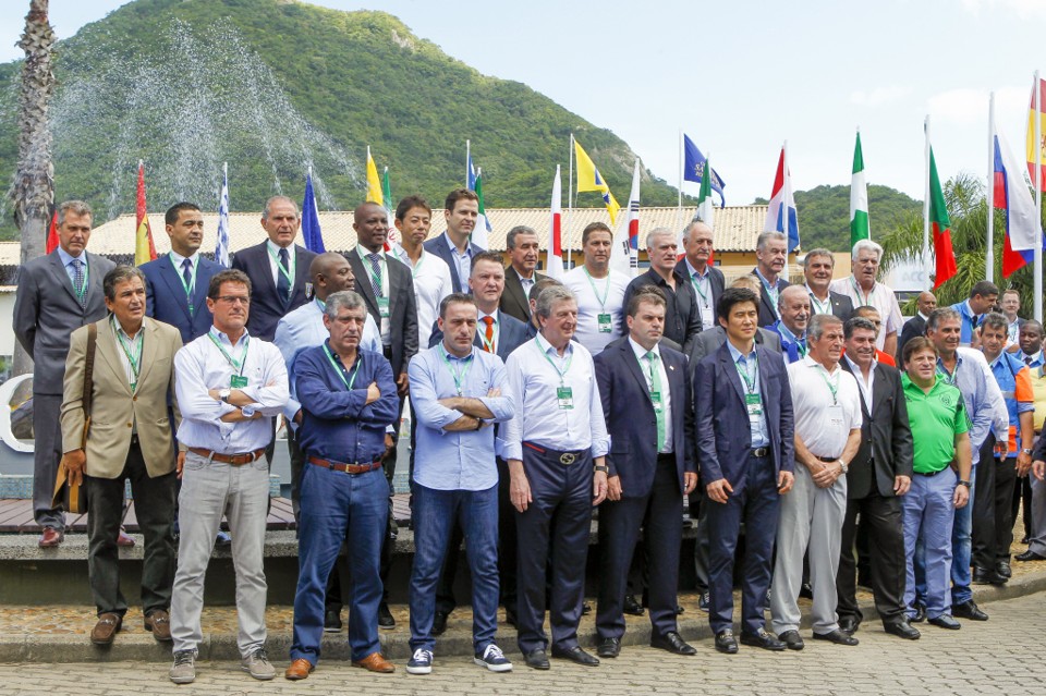 Vinte e quatro treinadores e oito dirigentes das seleções da Copa do Mundo participam do Congresso Técnico, em Florianópolis. | Hugo Harada/ Gazeta do Povo