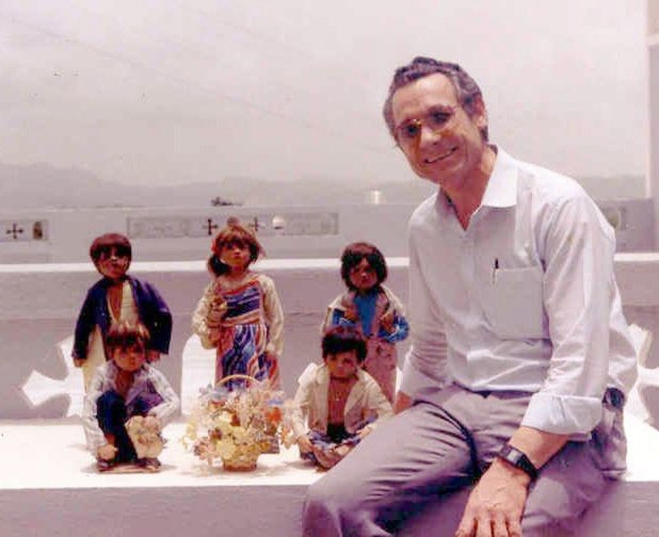 Os bonecos itinerantes da solidariedade | Arquivo da família