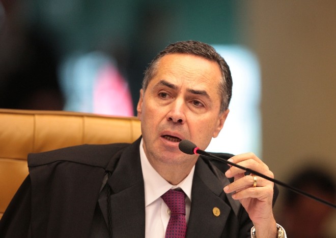 Barroso acredita que os embargos infringentes dos réus do mensalão serão julgados na próxima semana | 