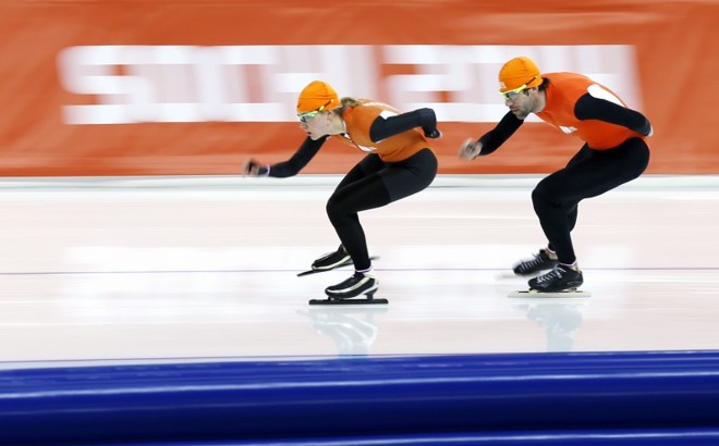 Equipe de patinação de velocidade da Holanda se aclimata à pista |