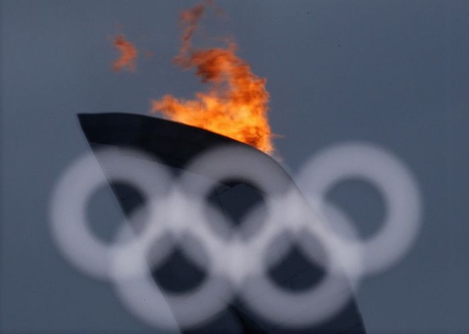 Detalhe da chama olímpica em Sochi |