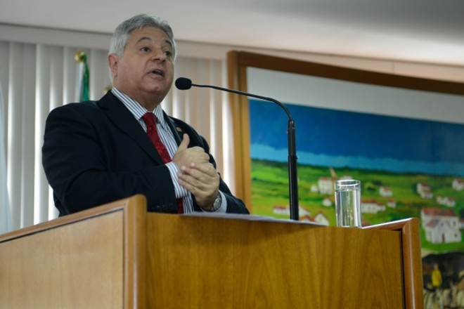 Salamuni: proposta para revisar a cada três anos a planta de imóveis, o que significará aumento de IPTU |