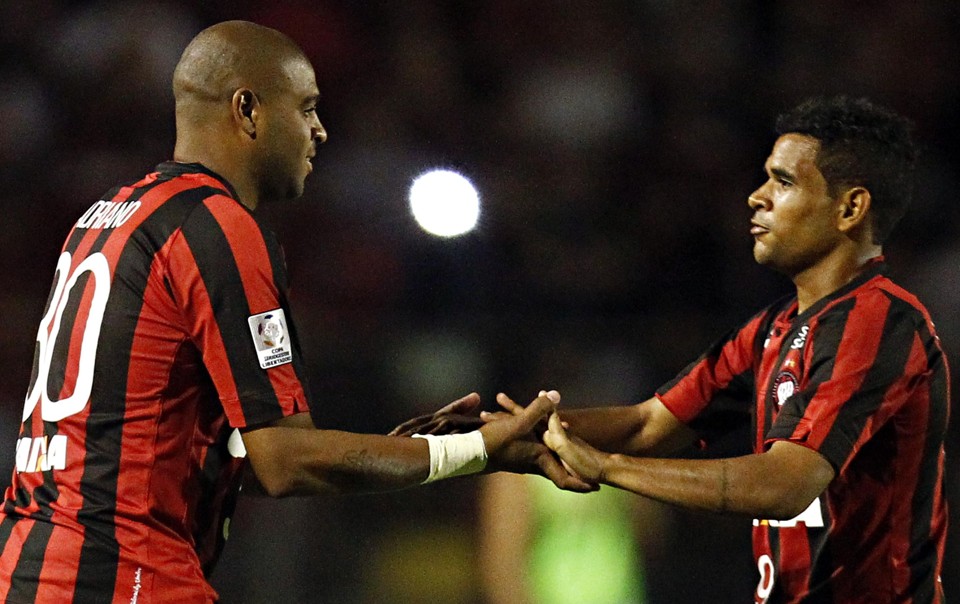 Adriano substituiu Éderson e jogou por sete minutos em sua estreia pelo Atlético | Albari Rosa/Gazeta do Povo