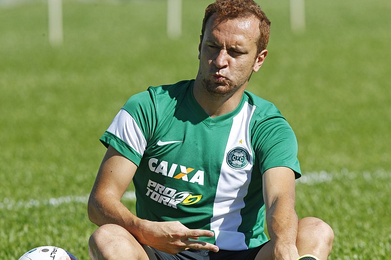 Zé Love desfalcará o Coritiba enquanto se recupera do desgaste da temporada | Antônio More / Gazeta do Povo