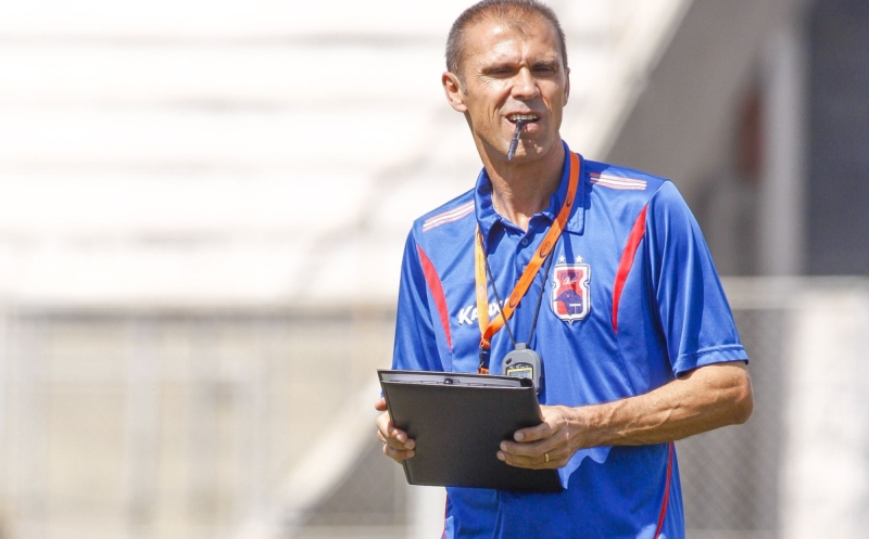 Mendes está pressionado pela falta de vitórias no Tricolor | Hugo Harada/Gazeta do Povo