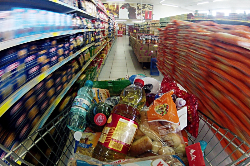 A partir de 1º de março, alimentos, bicicletas, brinquedos, material de limpeza, artefatos de uso doméstico, papelaria e instrumentos musicais serão enquadrados no novo regime | Albari Rosa/Gazeta do Povo