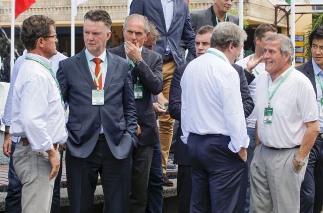 Técnicos de Rússia, Holanda, Inglaterra e Uruguai no Congresso Técnico da Copa do Mundo |