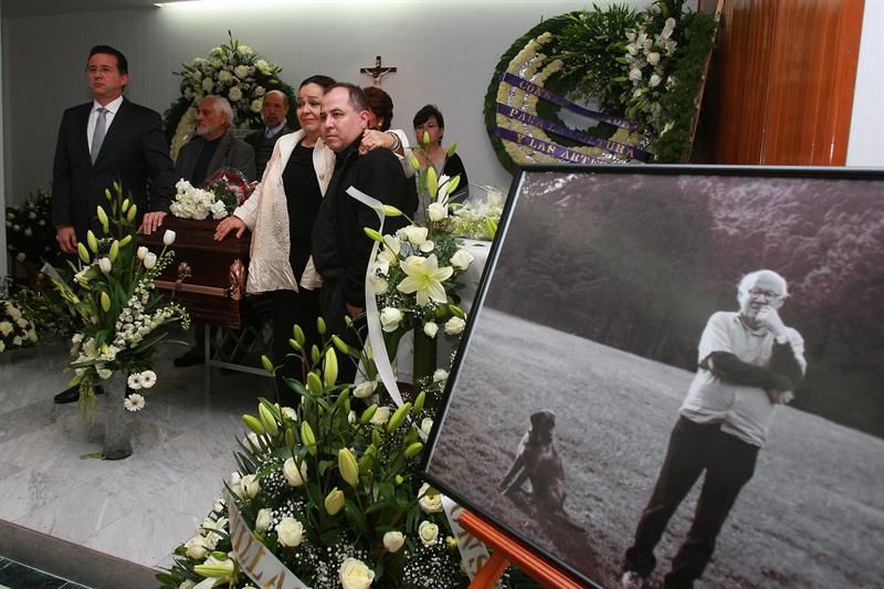 Funeral do escritor Federico Campbell | Alex Cruz / EFE