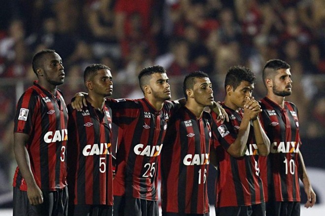 Hora das cobranças alternadas... |