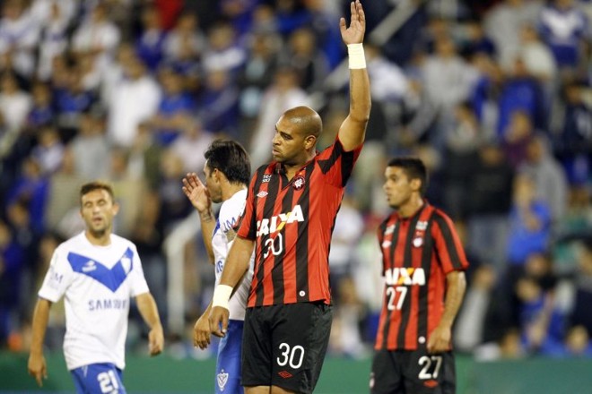 O Imperador pede a bola no ataque atleticano. Em 11 minutos em campo, ele conseguiu uma finalização | 